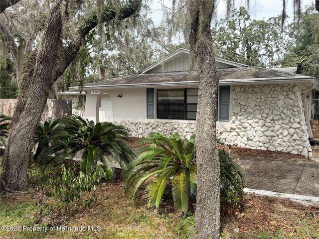 18618 Anglewood Drive, Hudson, FL 34667