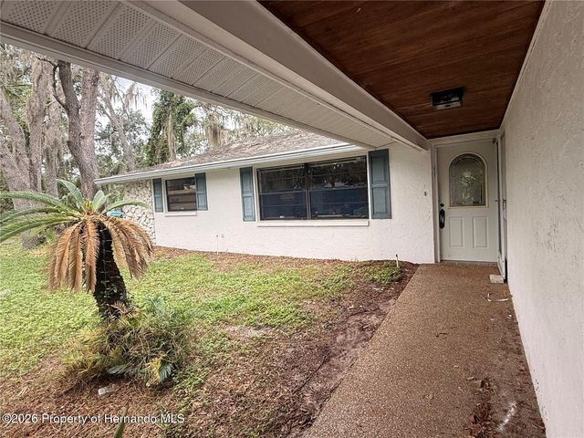 18618 Anglewood Drive, Hudson, FL 34667