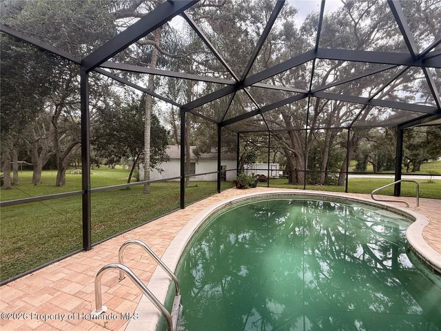 18618 Anglewood Drive, Hudson, FL 34667