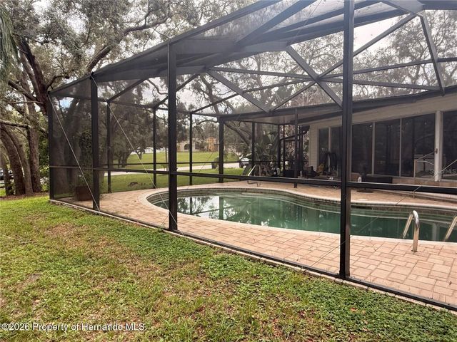 18618 Anglewood Drive, Hudson, FL 34667