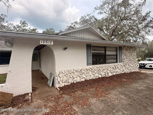 18618 Anglewood Drive, Hudson, FL 34667