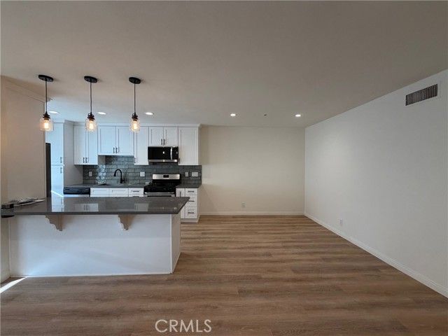 4358 Mammoth 26, Sherman Oaks, CA 91423