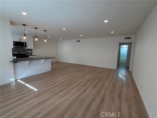 4358 Mammoth 26, Sherman Oaks, CA 91423