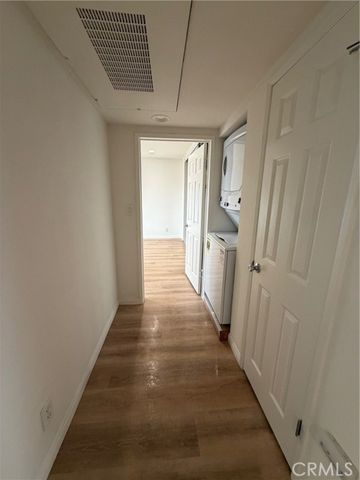 4358 Mammoth 26, Sherman Oaks, CA 91423