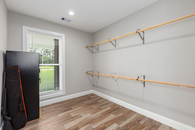 203 Woodard S, Devers, TX 77538