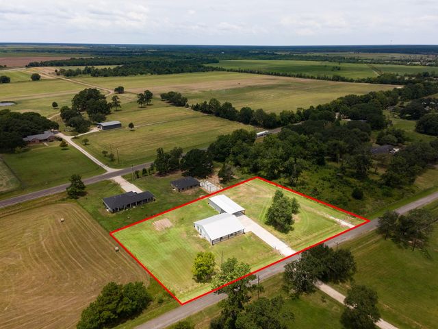 203 Woodard S, Devers, TX 77538