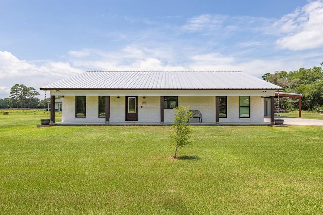 203 Woodard S, Devers, TX 77538