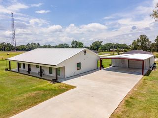 203 Woodard S, Devers, TX 77538