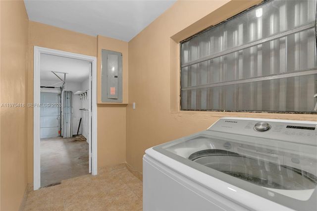 16501 SW 102nd Court, Miami, FL 33157