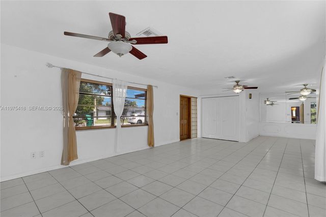 16501 SW 102nd Court, Miami, FL 33157