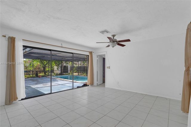 16501 SW 102nd Court, Miami, FL 33157