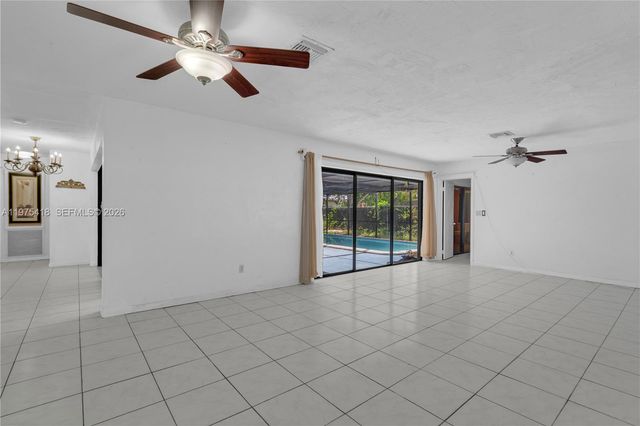 16501 SW 102nd Court, Miami, FL 33157