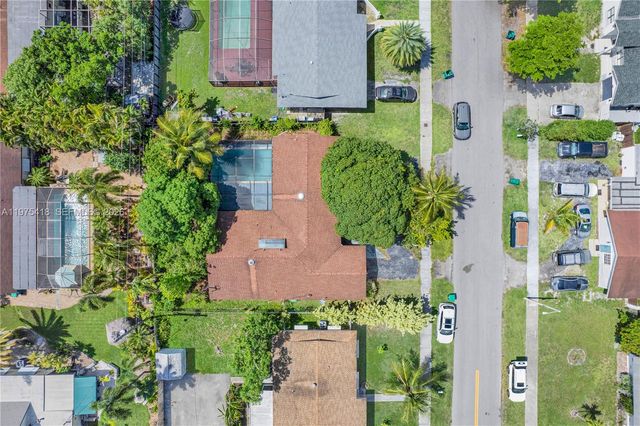 16501 SW 102nd Court, Miami, FL 33157