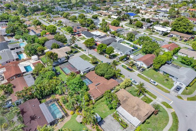 16501 SW 102nd Court, Miami, FL 33157