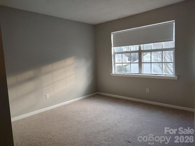 8510 Castle Pine Court, Charlotte, NC 28226