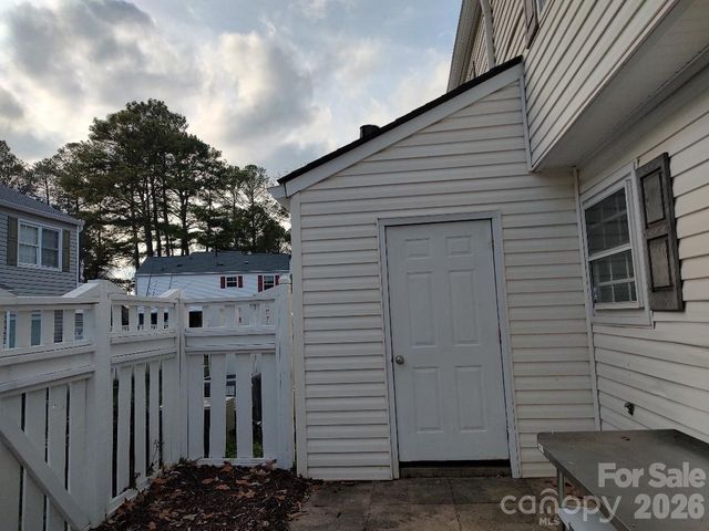 8510 Castle Pine Court, Charlotte, NC 28226