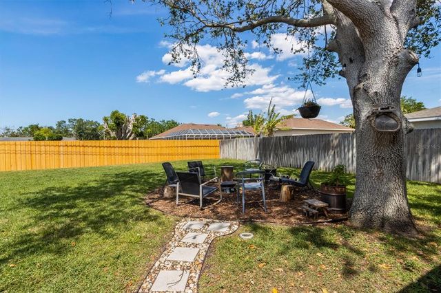 5704 2ND AVENUE DRIVE NW, Bradenton, FL 34209