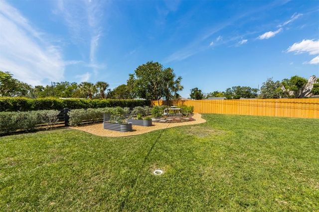 5704 2ND AVENUE DRIVE NW, Bradenton, FL 34209