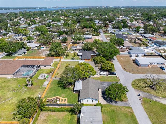 5704 2ND AVENUE DRIVE NW, Bradenton, FL 34209