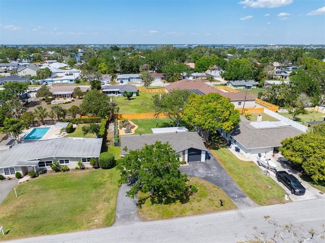 5704 2ND AVENUE DRIVE NW, Bradenton, FL 34209