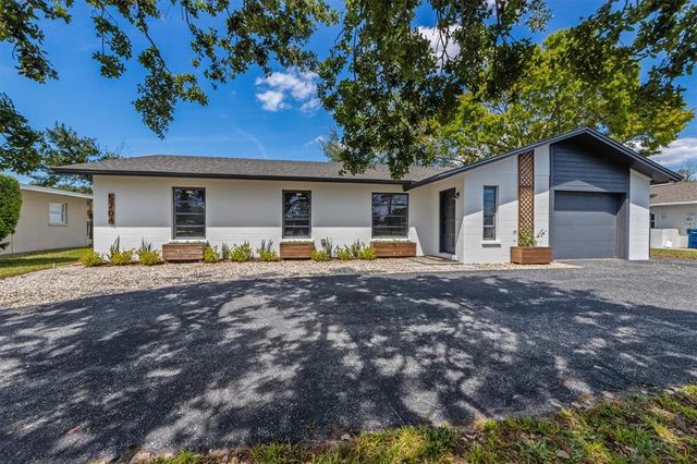 5704 2ND AVENUE DRIVE NW, Bradenton, FL 34209
