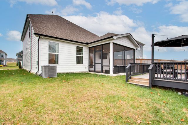 614 Conifer Dr, Spring Hill, TN 37174