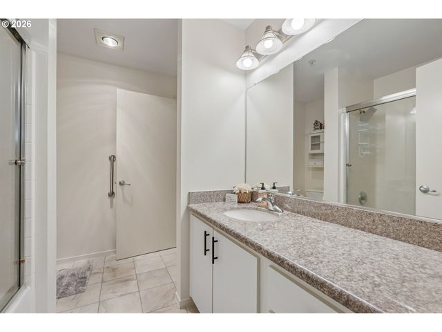 10800 Se 17TH Cir 42, Vancouver, WA 98664
