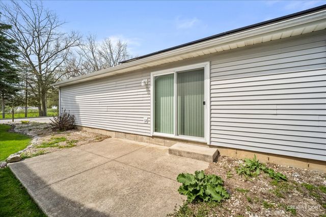 29 ELM Avenue, Fox Lake, IL 60020