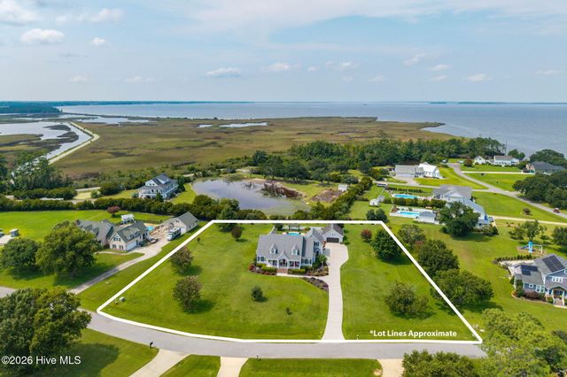 107 Goose Castle Terrace, Currituck, NC 27929