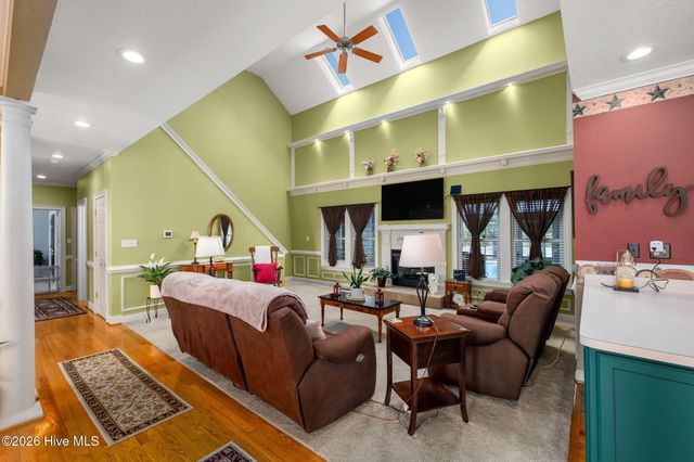 107 Goose Castle Terrace, Currituck, NC 27929