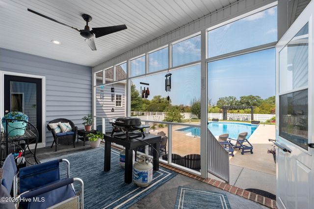 107 Goose Castle Terrace, Currituck, NC 27929