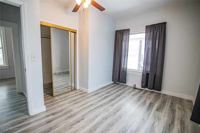 216 Blennerhassett Avenue, Belpre, OH 45714