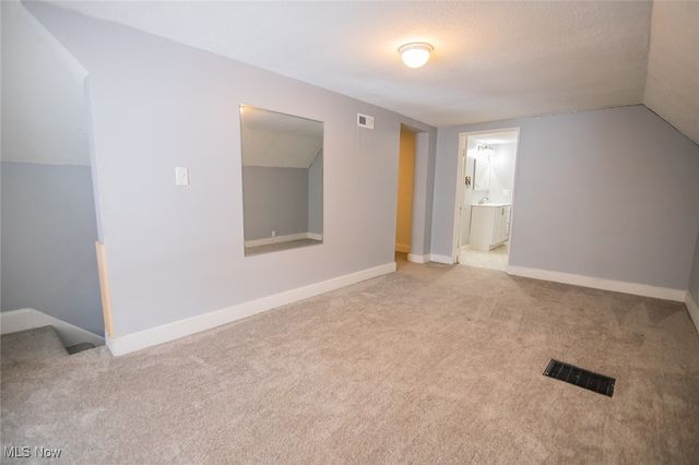 216 Blennerhassett Avenue, Belpre, OH 45714