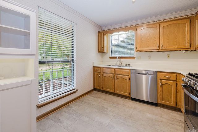 2702 Timbermist Drive, Benton, AR 72015