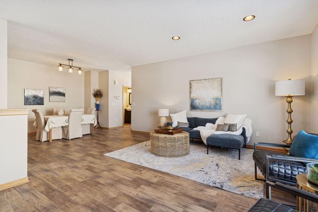 2133 Village Trail, Mound, MN 55364