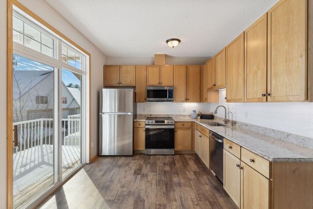 2133 Village Trail, Mound, MN 55364