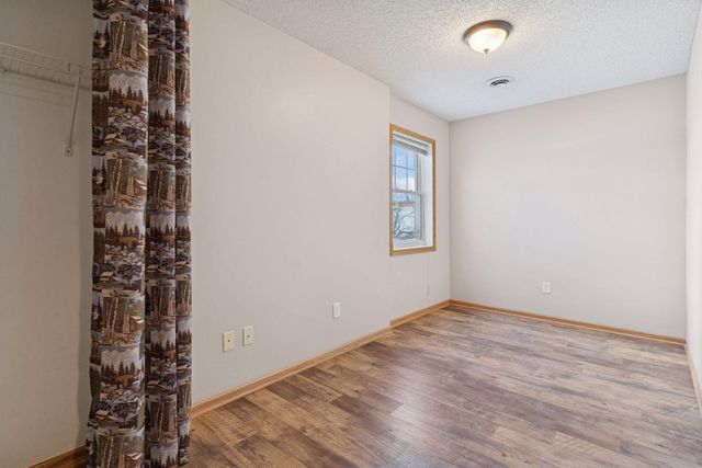 2133 Village Trail, Mound, MN 55364