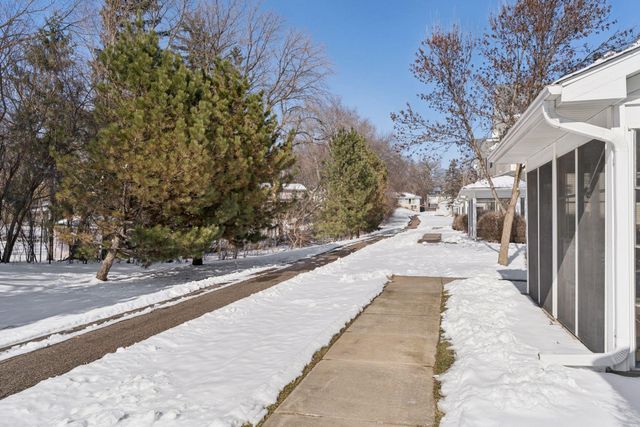 2133 Village Trail, Mound, MN 55364