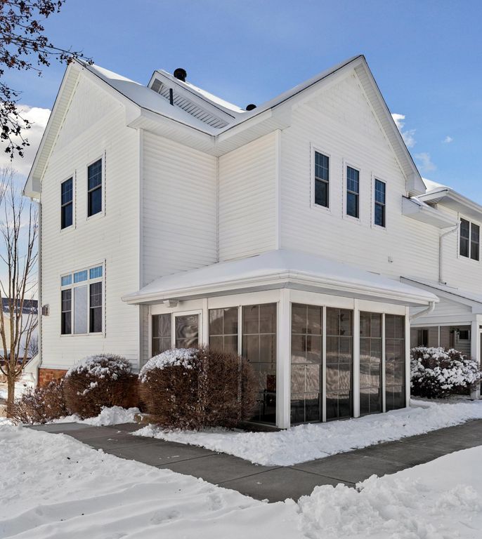 2133 Village Trail, Mound, MN 55364