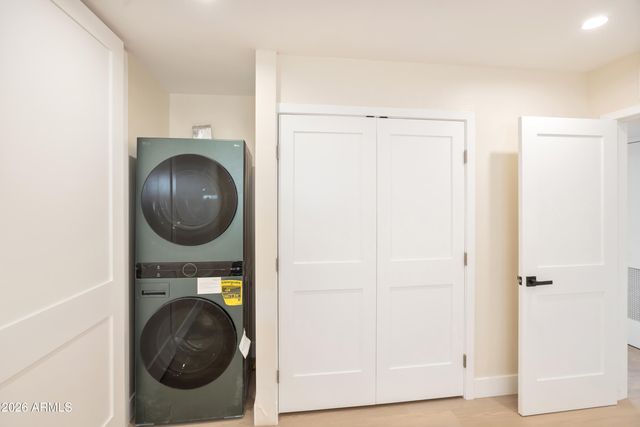 6805 E 2ND Street 7, Scottsdale, AZ 85251