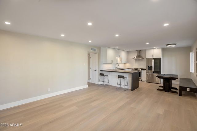 6805 E 2ND Street 7, Scottsdale, AZ 85251