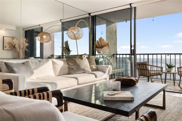 1750 E Ocean Boulevard 209, Long Beach, CA 90802