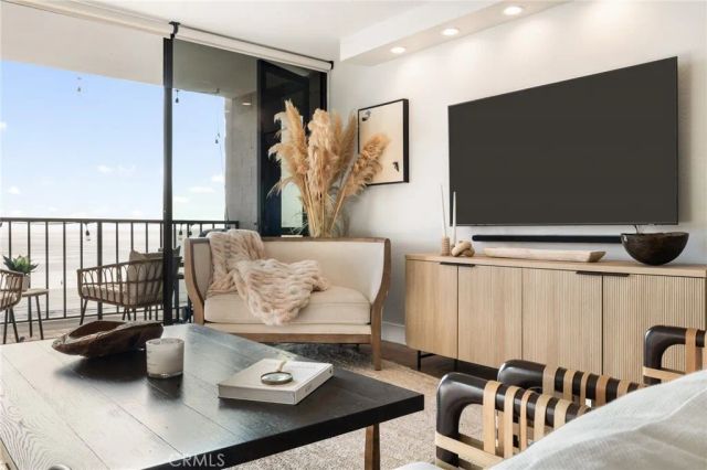 1750 E Ocean Boulevard 209, Long Beach, CA 90802