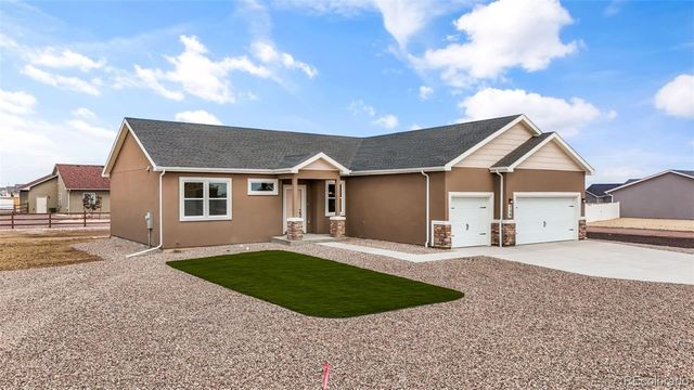 729 Campbell Lane, Pueblo, CO 81007