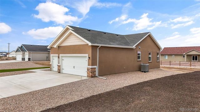 729 Campbell Lane, Pueblo, CO 81007