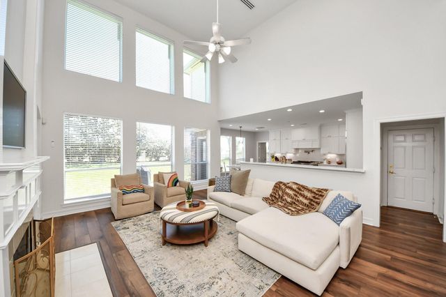 3007 Taylorcrest Drive, Pearland, TX 77584