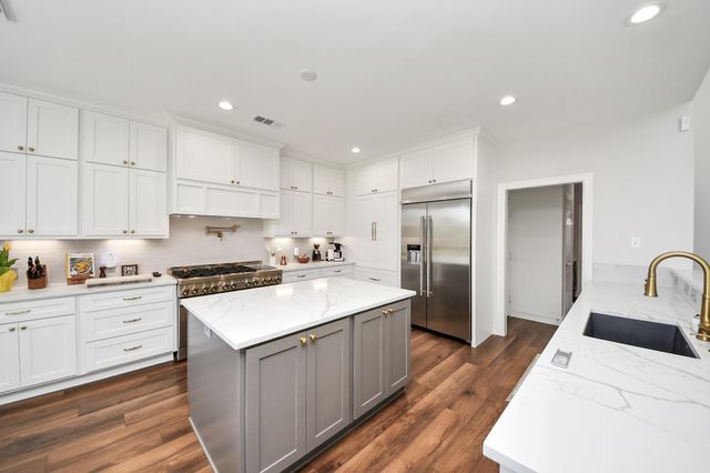 3007 Taylorcrest Drive, Pearland, TX 77584