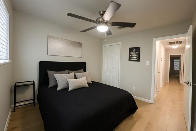 5825 Village Forest Court, Houston, TX 77092