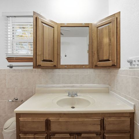 2696 Russellville Road, Quinton, OK 74561