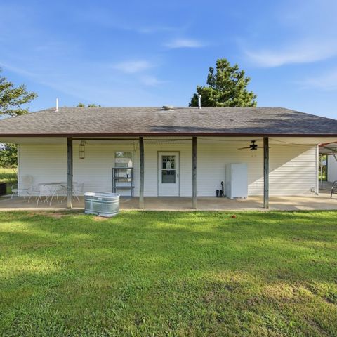 2696 Russellville Road, Quinton, OK 74561